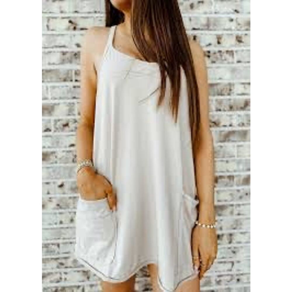 MSRP $70 NWOT T Free People Movement Hot Shot COLOR: Stone Size L SAME DAY SHIP